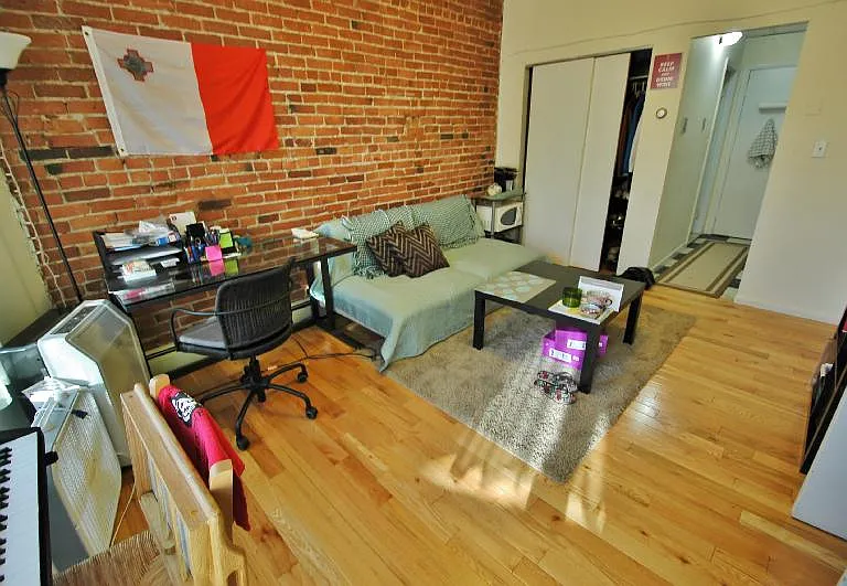 40 Symphony Rd #5 — Photo 2