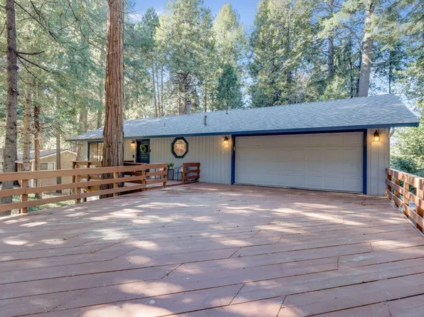 6725 Onyx Trl, Pollock Pines, CA 95726