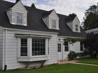 164 Reynolds Ave, Burlington, WI 53105