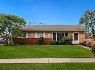 121 E Central Ave, Lombard, IL