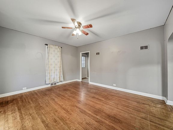 3rd image of 411 W Kilbuck St