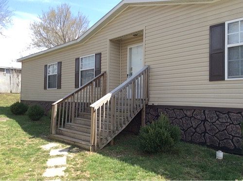 1st image of 324 N Plum St