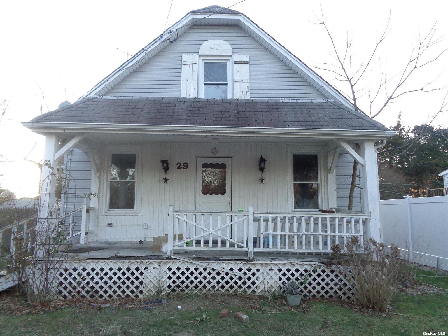 29 Mccall Avenue, West Islip, NY 11795 Zillow