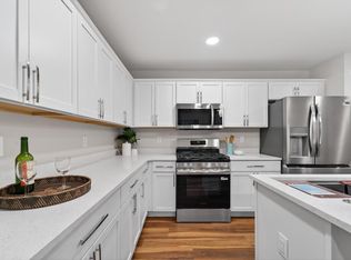 1617 Derby Ave, Racine, WI 53403