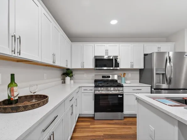 1617 Derby AVENUE, Mount Pleasant, WI 53403