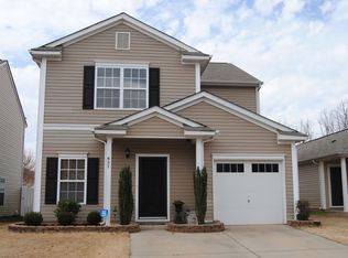 957 Willow Creek Dr, Gastonia, NC 28054