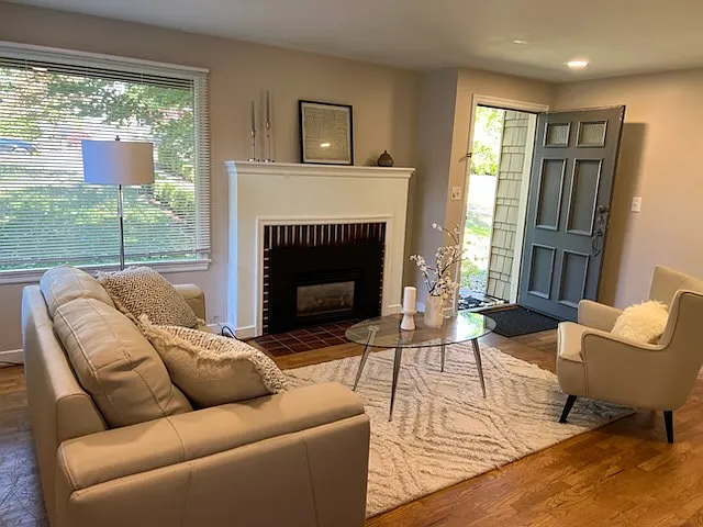 2 bed, $2,650 — Photo 3