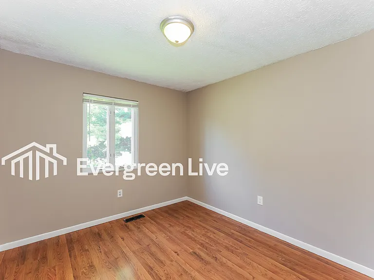 6442 Rosetta Dr — Photo 11
