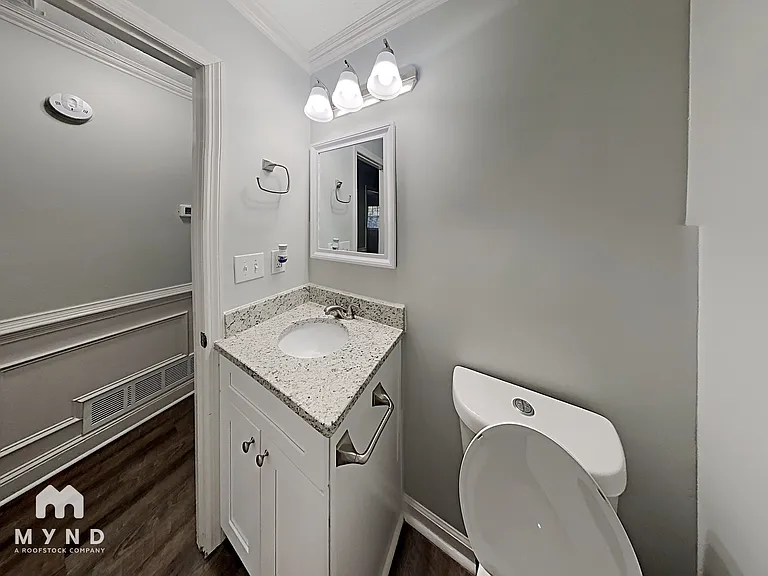 585 Oak Way — Photo 16