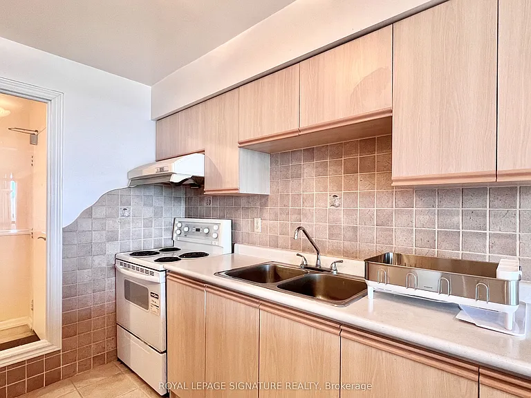 3300 Don Mills Rd #503 — Photo 11