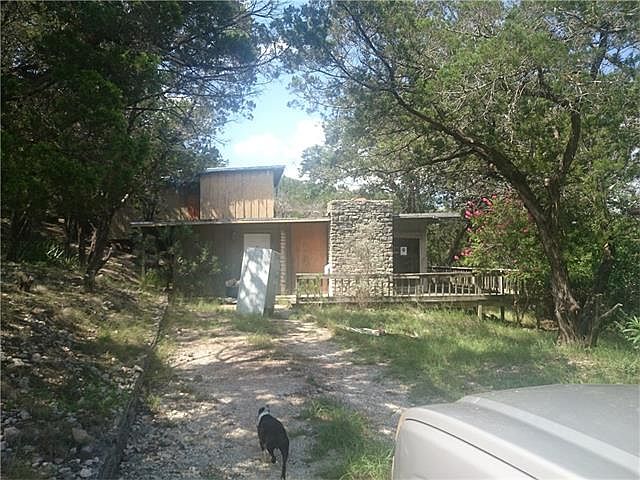 1st image of 6102 Valleyview Dr