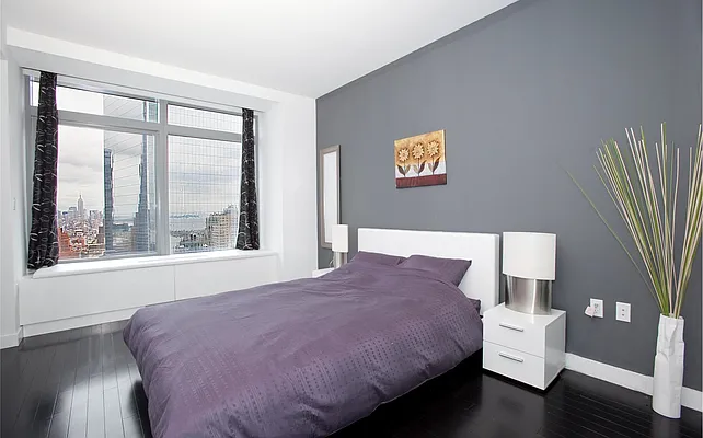 Sold by Corcoran | media 3