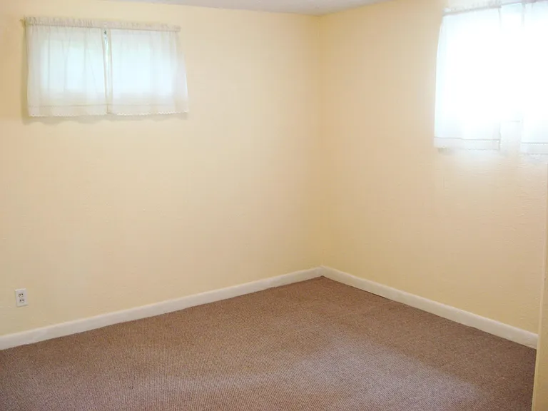 East bedroom
