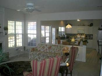 2nd image of 2537 Haddenham Ln SW