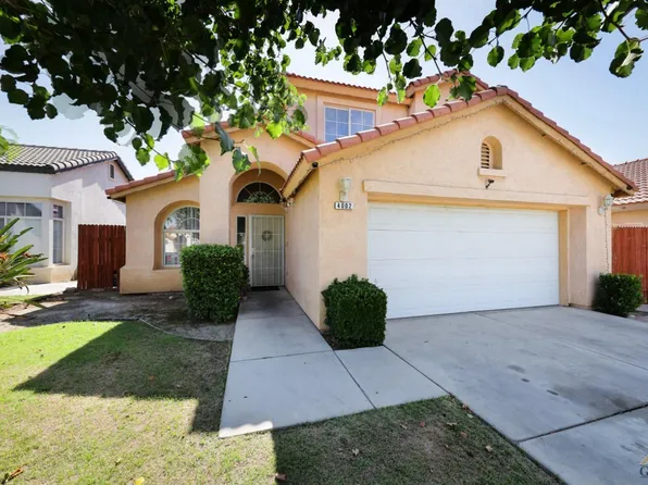 4002 Boswellia Dr, Bakersfield, CA 93311