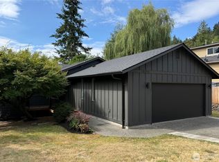 9323 NE 124th St, Kirkland, WA 98034