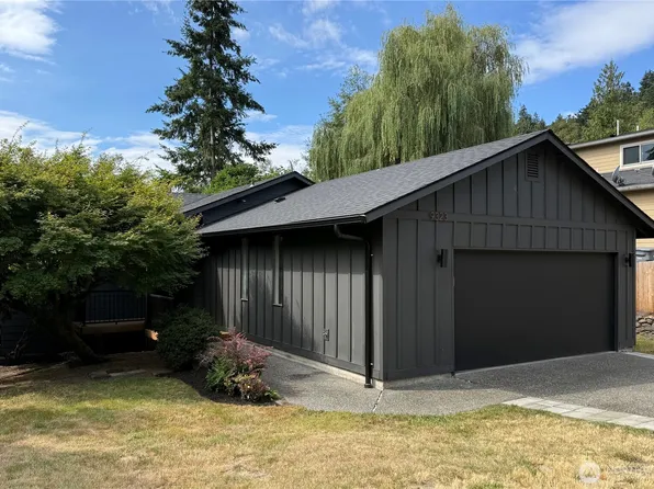 9323 NE 124th Street, Kirkland, WA 98034