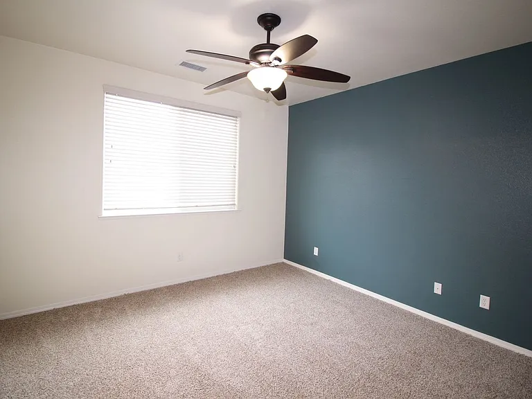 4044 W Peach Tree Ln — Photo 14