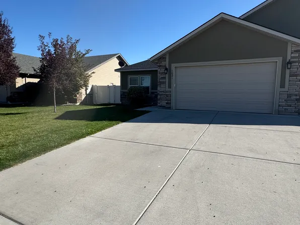 1021 N College Rd W #1, Twin Falls, ID 83301