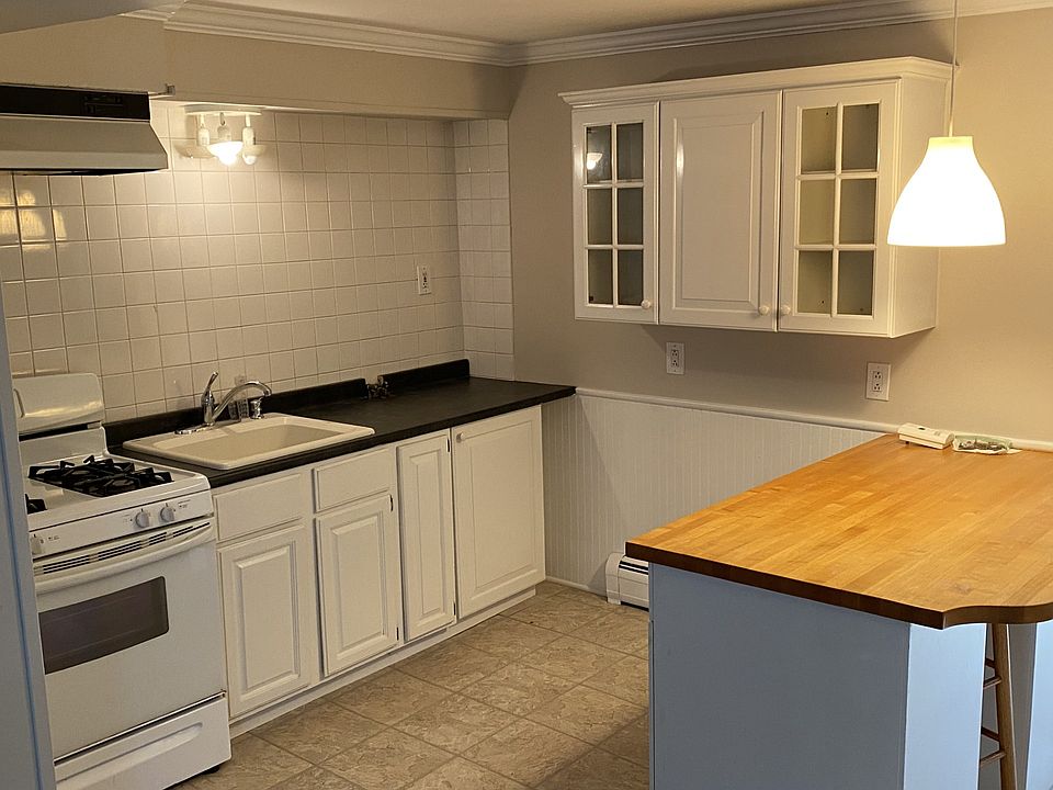 BIG KITCHEN