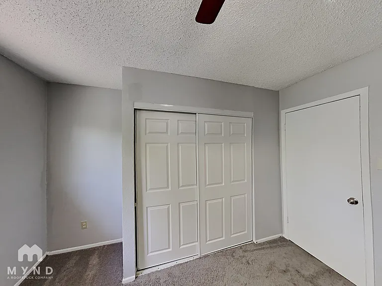 4714 Crested Rock Dr — Photo 14