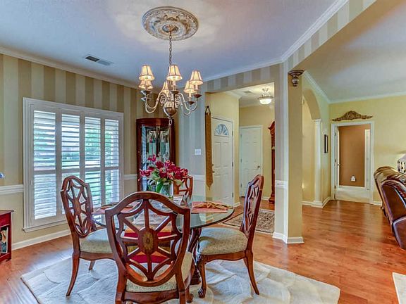3rd image of 8492 Wolf Willow Ln