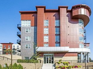 Apex 41, Lombard, IL 60148