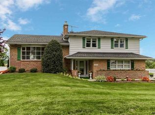 1250 Golden Way, York, PA 17402