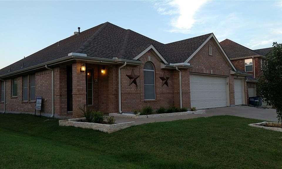 1st image of 2902 Midstream Dr