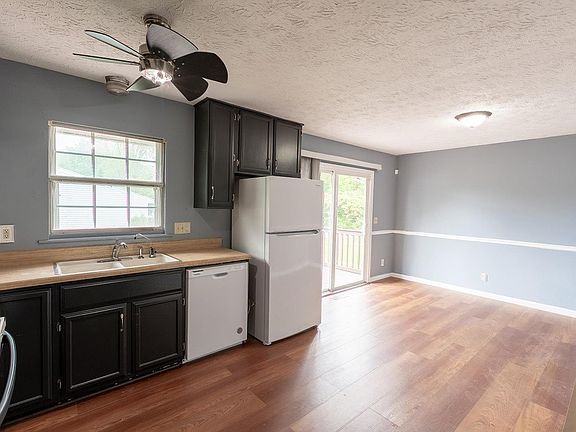 5th image of 1708 Mason Dixon Dr S
