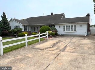 7245 Meadow Ln, Baltimore, MD 21222