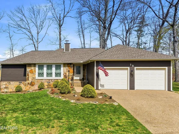 19 Newcom Ct, Crossville, TN 38558