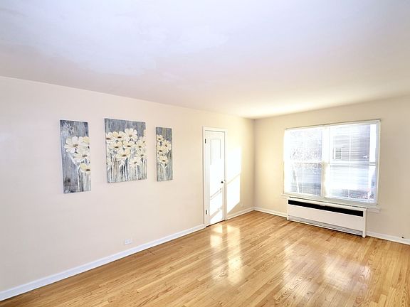 5th image of 7208 W School St #7