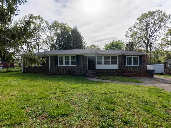 1 Oakdale Dr, Greenville, SC 29617