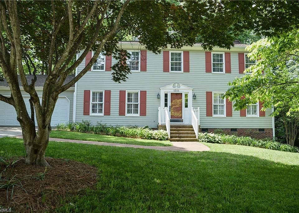 2nd image of 1511 Foxhollow Rd
