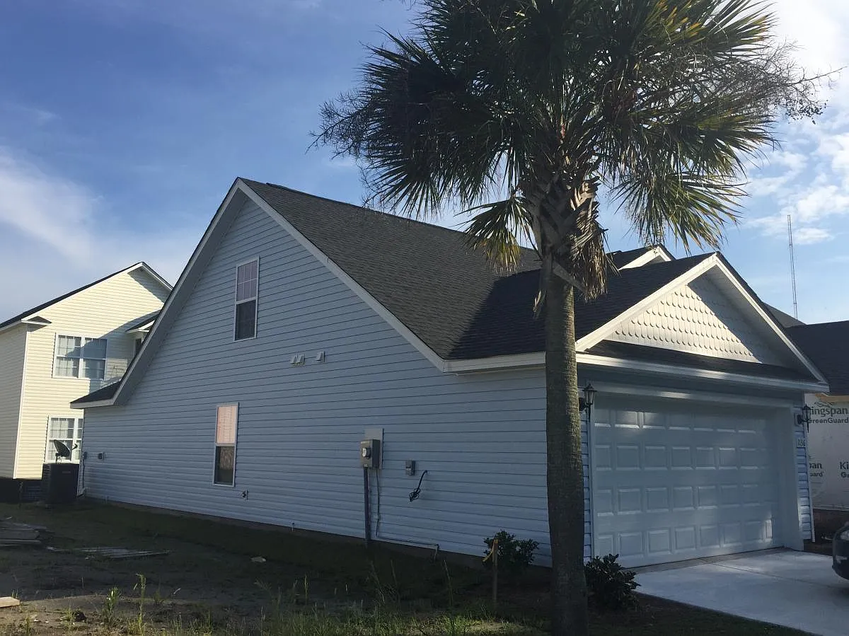 3 bed, 1800 sqft, $1,895 — Photo 3