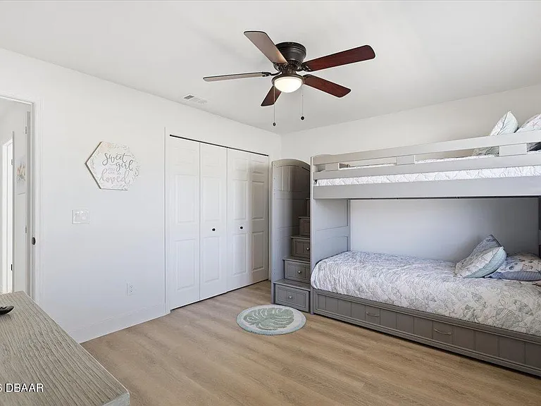 10 Flametree Ct — Photo 34