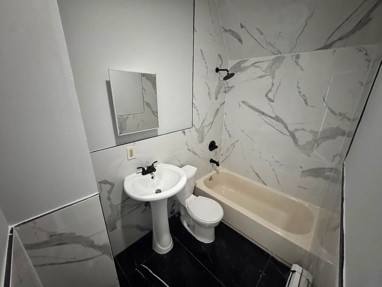 2 bed, $1,850 — Photo 3