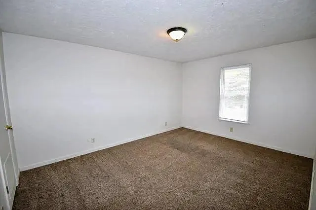 Building Photo - 178 Hadley Dr #C