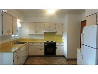 5th image of 807 SE Mosher Ave #7