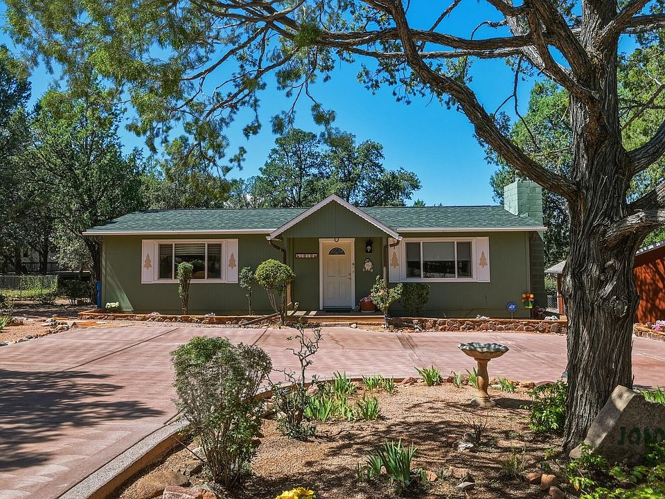 1st image of 1010 N Gila Dr