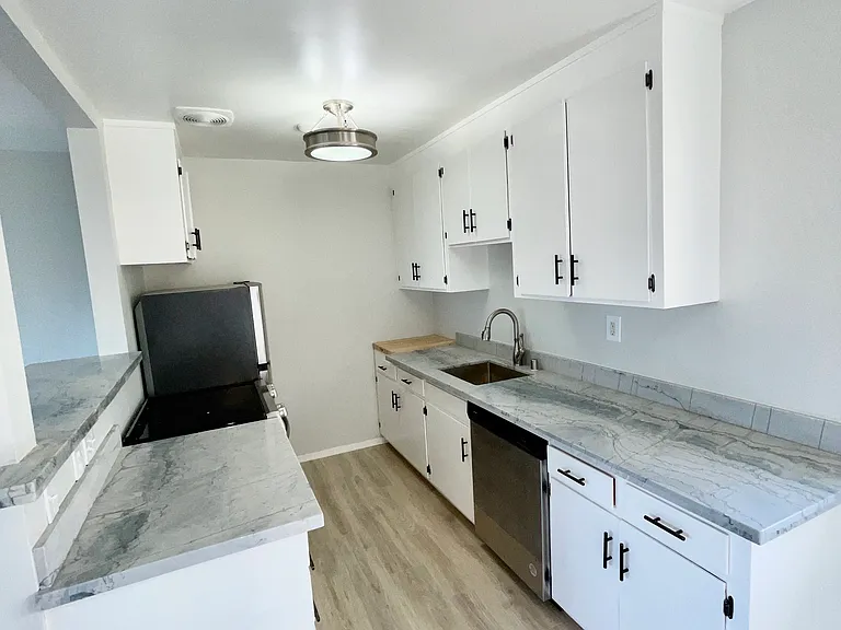 1601 Bridgeway #F — Photo 14