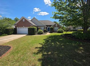 210 Kingsley Park Dr, Moore, SC 29369