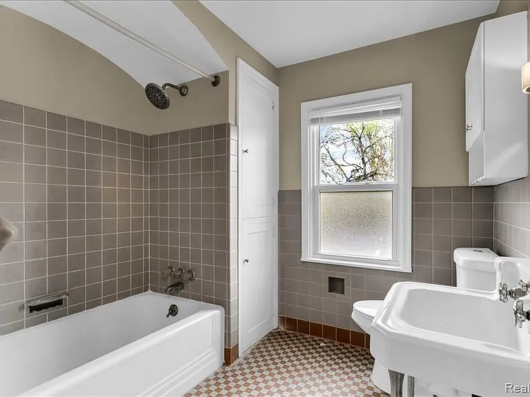 3463 Santa Maria Ave — Photo 22