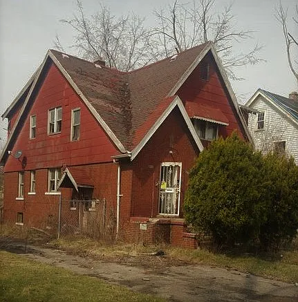 13301 Hartwell St photo 1