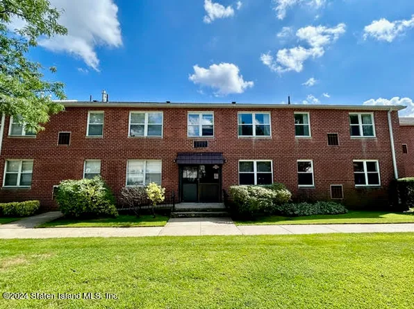 922 Armstrong Ave APT 2, Staten Island, NY 10308