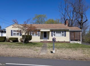 13 Cedar Brook Rd, Sicklerville, NJ 08081