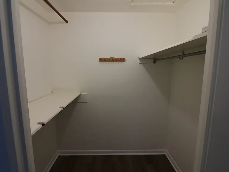 large walk-in closet, bedroom 2