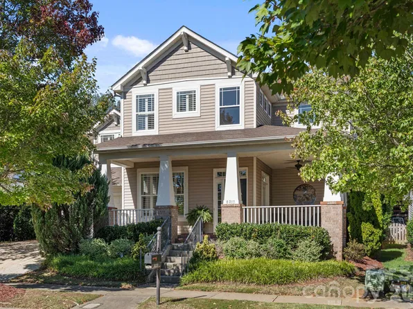 8011 Cottsbrooke Dr, Huntersville, NC 28078