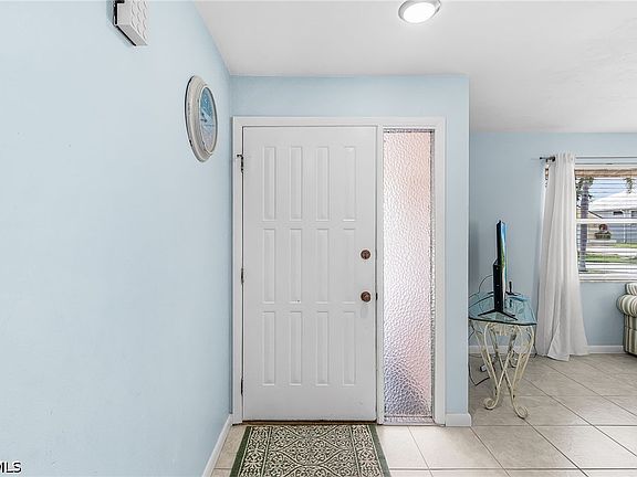 4th image of 3122 SE 22nd Pl